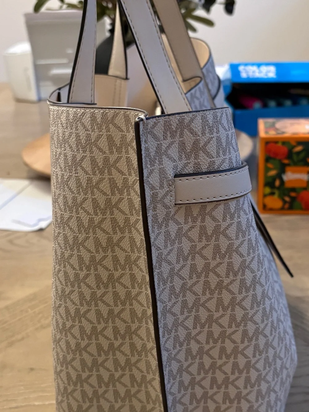 Michael Kors stylish michael